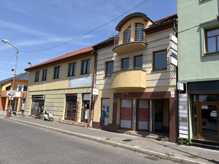 Levice, Nám. E. M. Šoltésovej 4