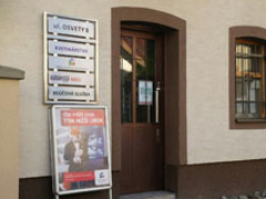 Nová Baňa, Osvety 8